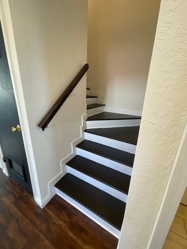 Building Photo - 11311 Tampa Ave