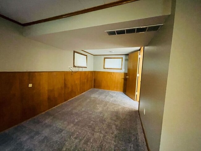 Building Photo - 9931 W 56th St