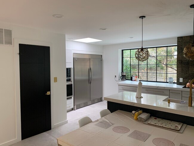 Building Photo - 4214 50th St NW