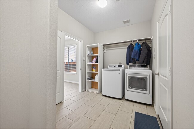 Building Photo - 4114 Dover Harbor Ln