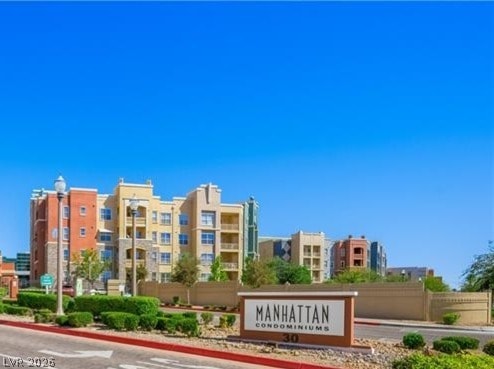 Building Photo - 20 E Serene Ave