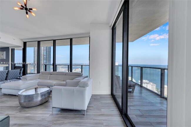 Building Photo - 1300 S Miami Ave