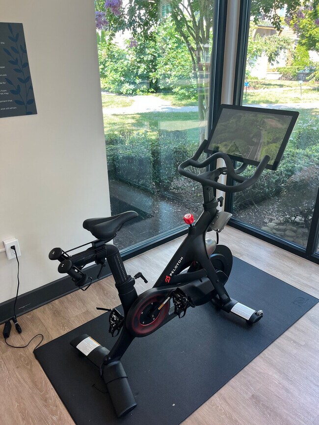 Building Photo - 6408 Providence Farm Ln