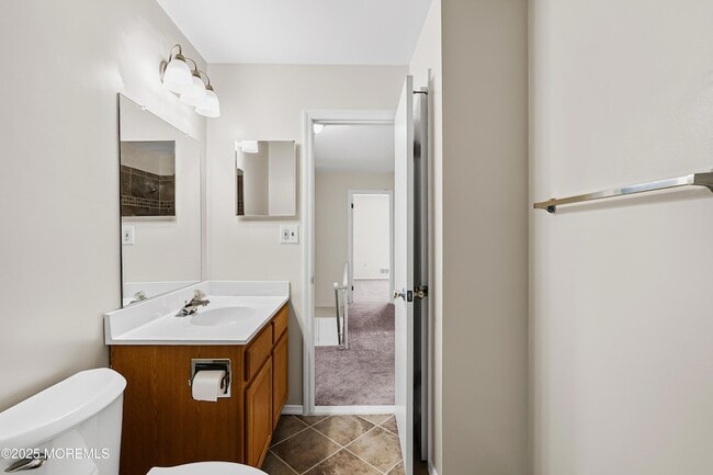 Building Photo - 144 New Cedar Ln