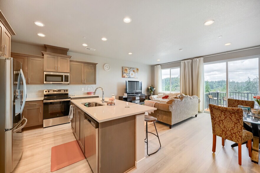 Building Photo - 2614 Waterlily Dr
