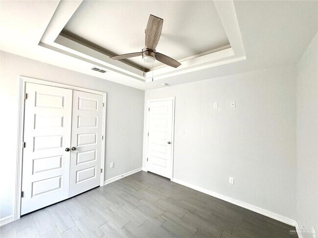 Building Photo - 3610 Bella Costa Dr