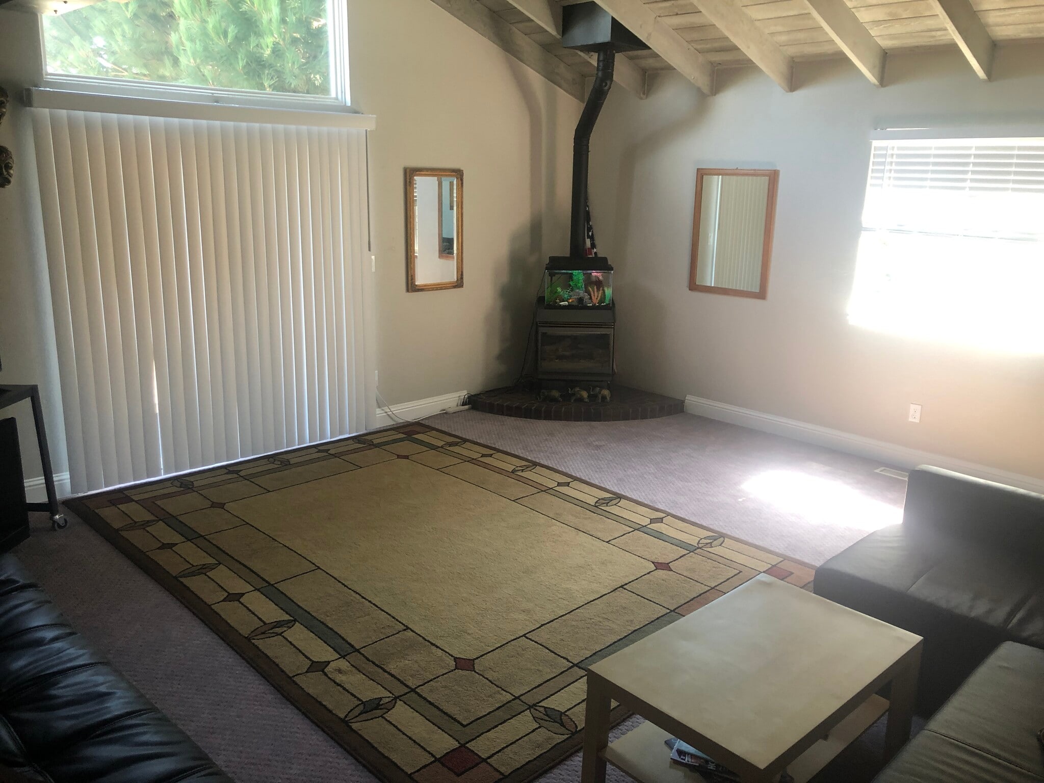 living room - 135 Bixby St