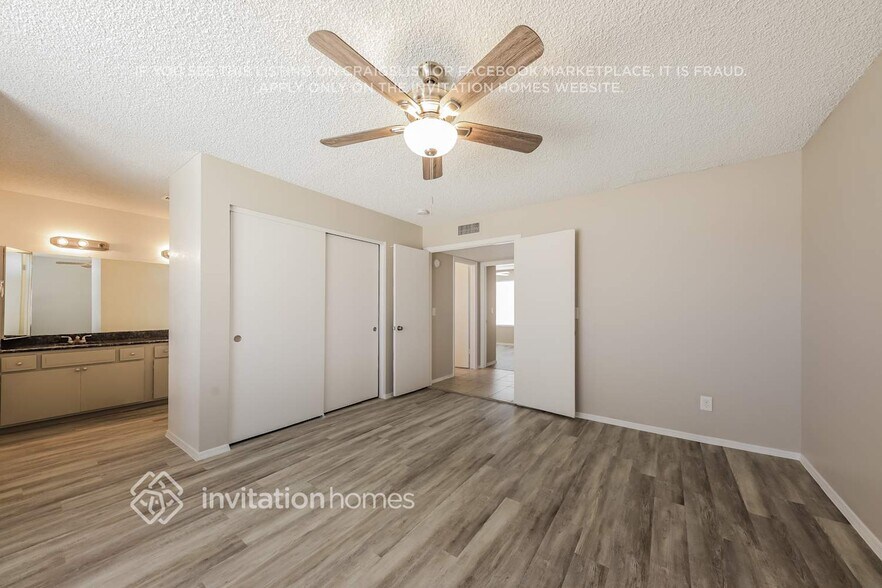 Building Photo - 5322 W Seldon Ln
