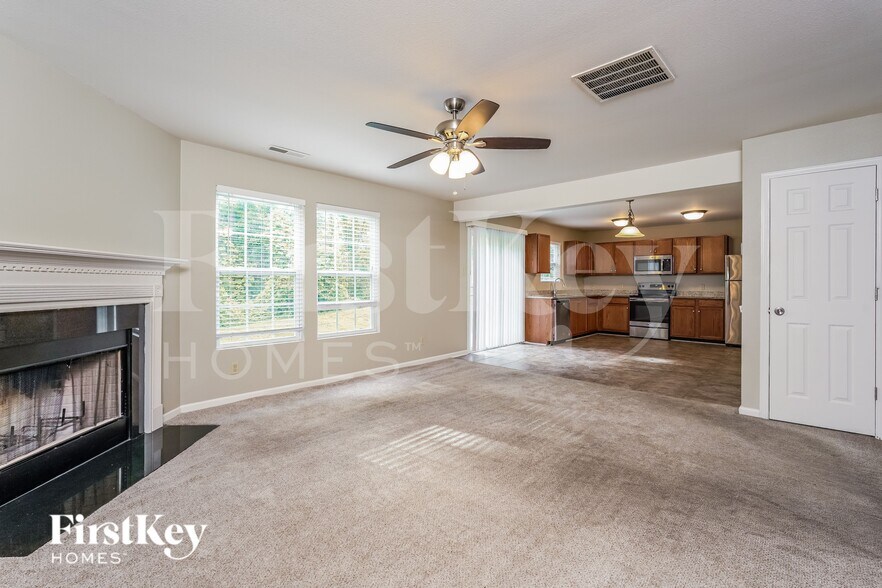 Building Photo - 340 Kendall Dr