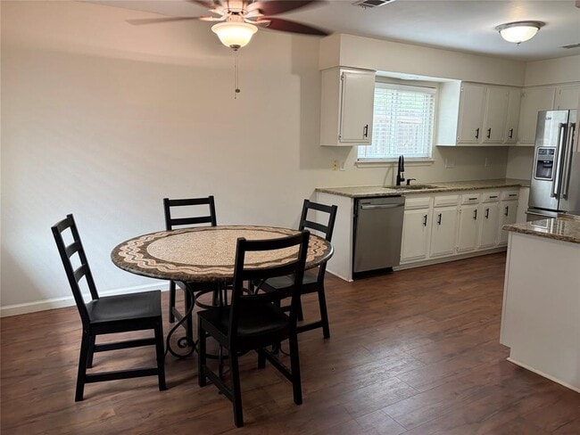 Building Photo - 3409 Amalfi Cove