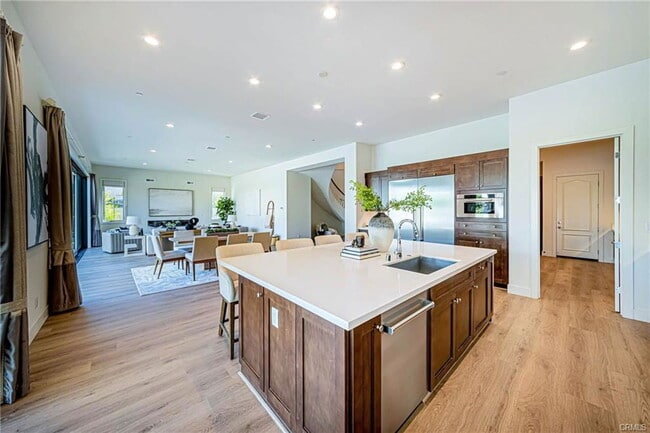 Building Photo - 77 Eider Run