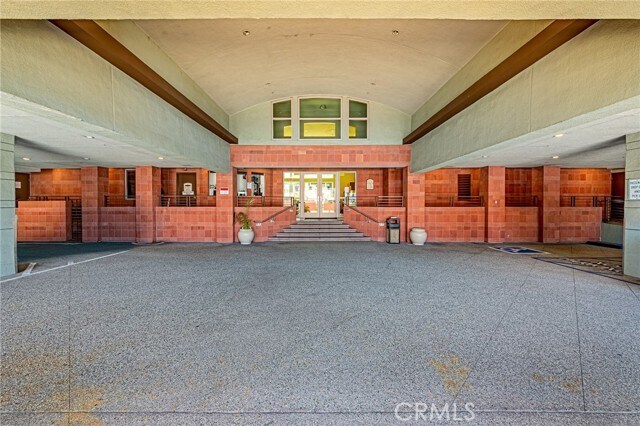 Building Photo - 100 S Alameda St