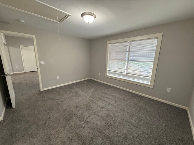 Building Photo - 130 OliveUnit 201B