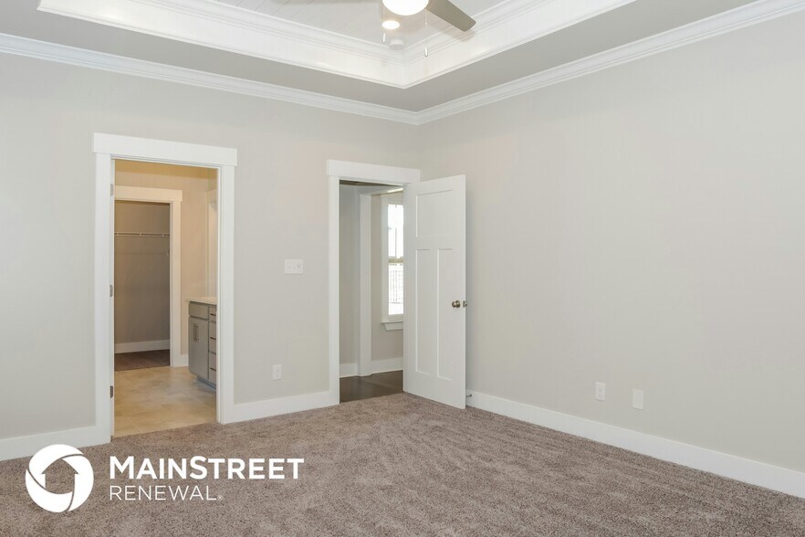 Building Photo - 21916 Shearwater Dr