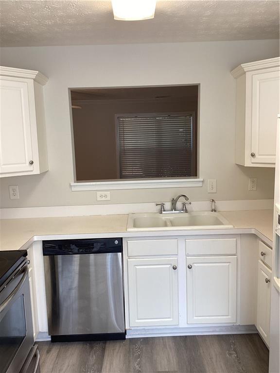 Building Photo - 4260 Maple Valley Dr