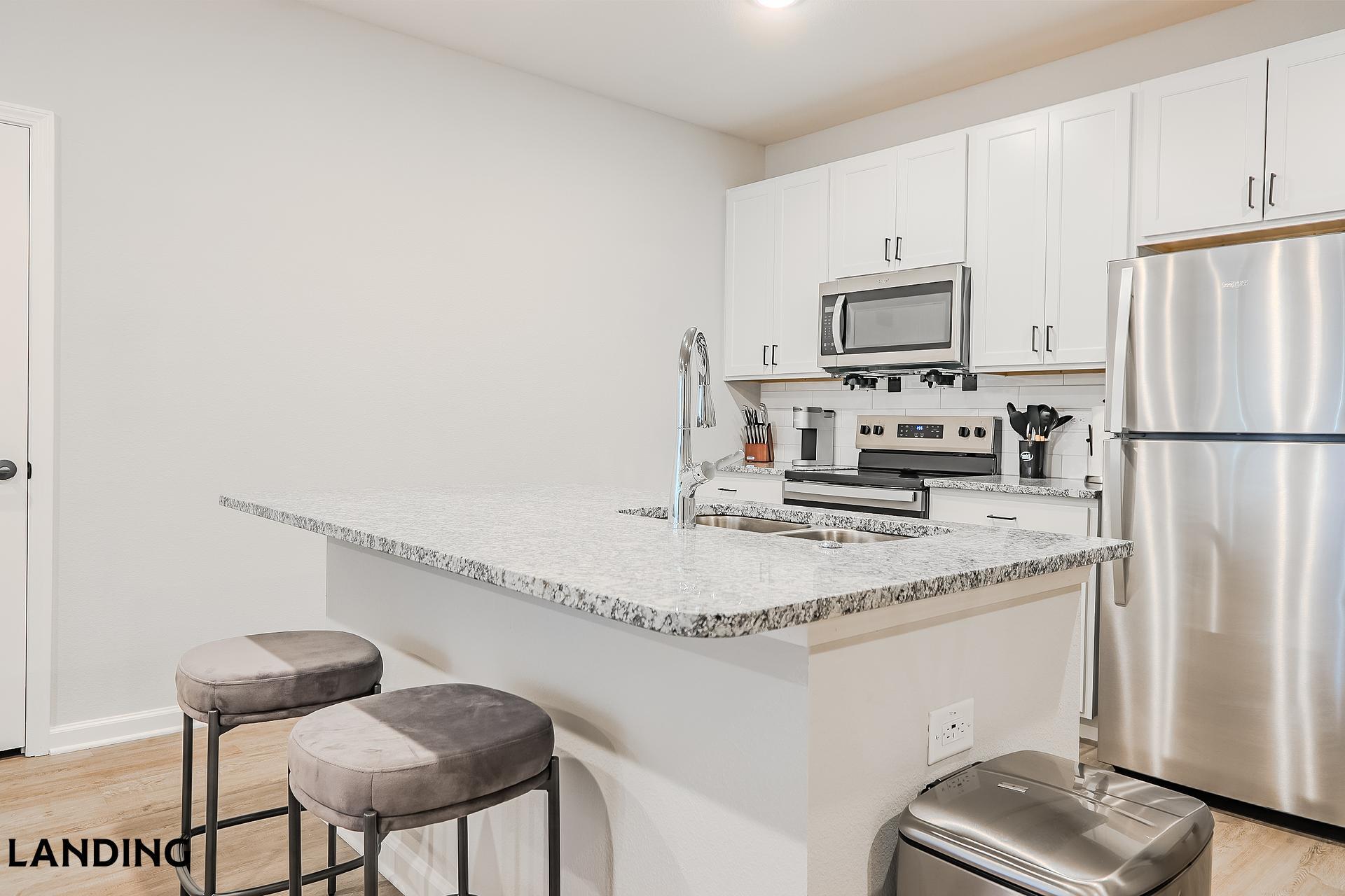 Building Photo - 1650 Harris Hill Rd