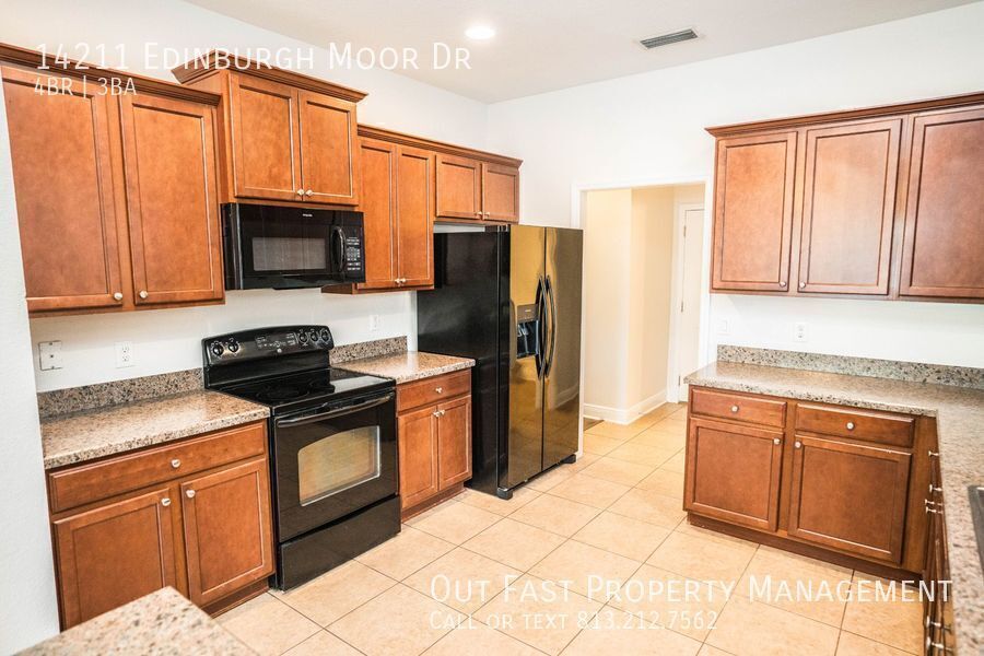 Building Photo - 14211 Edinburgh Moor Dr