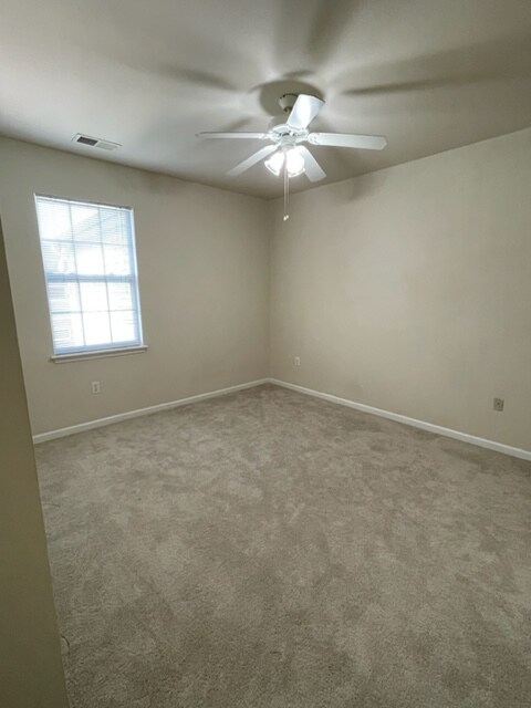 Building Photo - 12917 Centre Park Cir