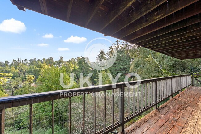 Building Photo - 8655 Skyline Blvd