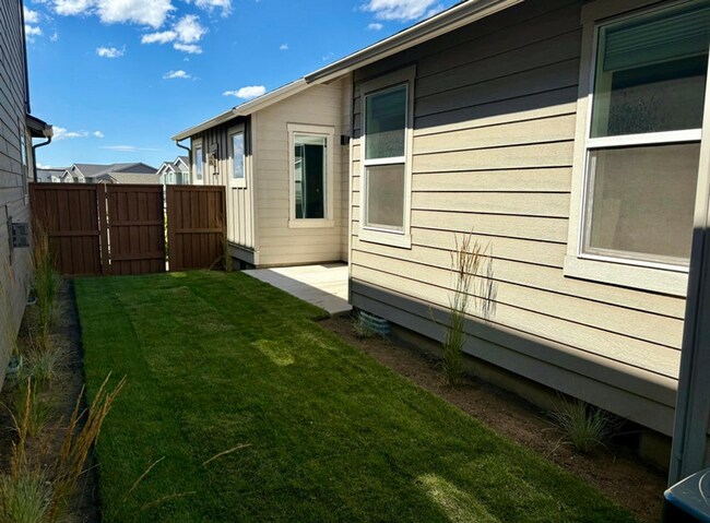 Building Photo - Beautiful 3-Bed Home in Petrosa with Resort-Style Amenities!