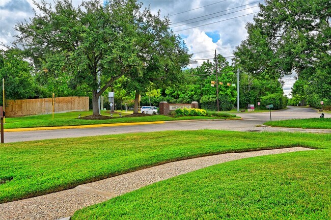 Building Photo - 7407 Creekfield Dr