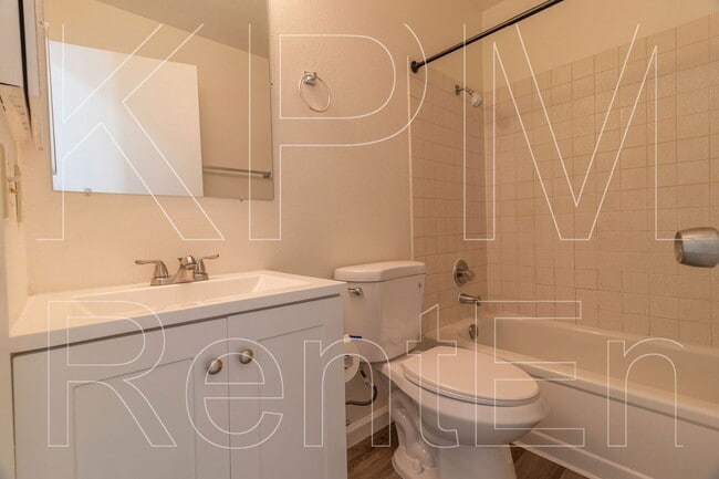 Building Photo - 8413 Neubourg Dr