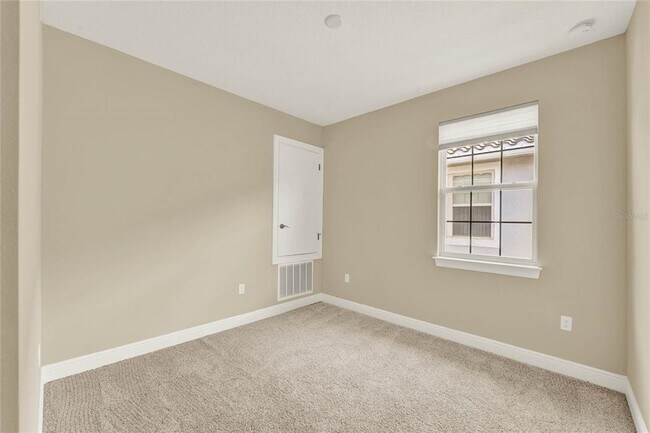 Building Photo - 10282 Henbury St