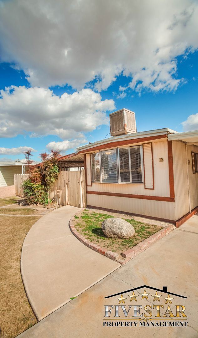 Building Photo - 3 br, 2 bath House - 6220 TIGERFLOWER DR.