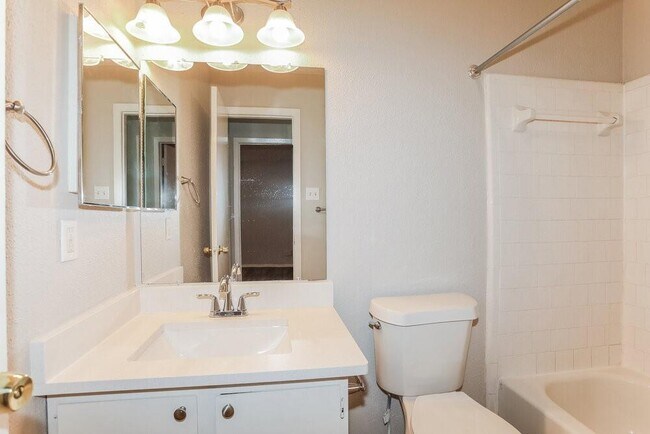 Building Photo - 4510 Tylergate Dr