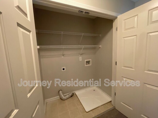 Building Photo - 3135 Ivy Wood Ln