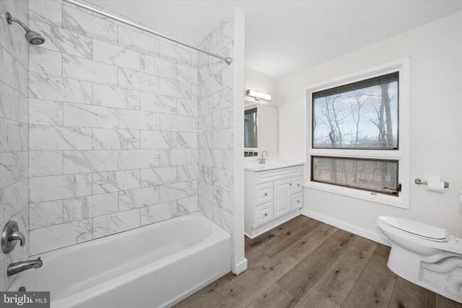 Building Photo - 119 Stoney Ridge Rd