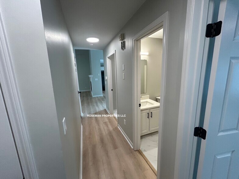 Hallway - 1045 N Lincoln St