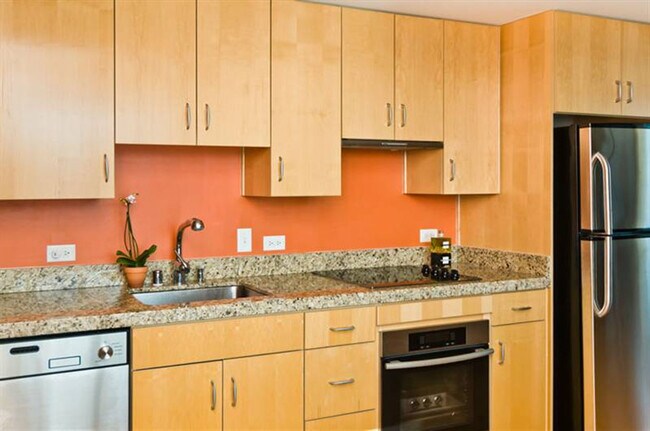 Building Photo - 600 Golden Gate Ave