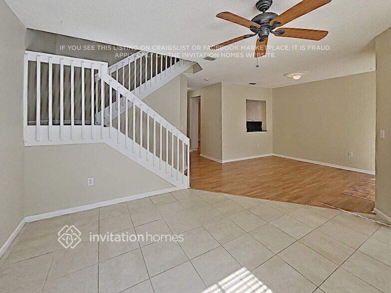 Building Photo - 20971 Vía Oleander