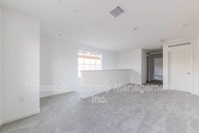 Building Photo - 29243 Victoria Bch Blvd