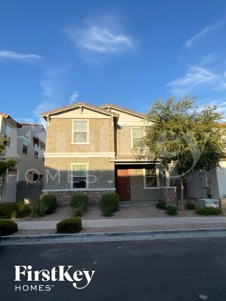 Primary Photo - 259 N Sunrise