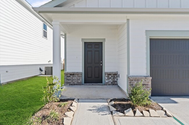 Building Photo - 8742 Vacek Xing Wy