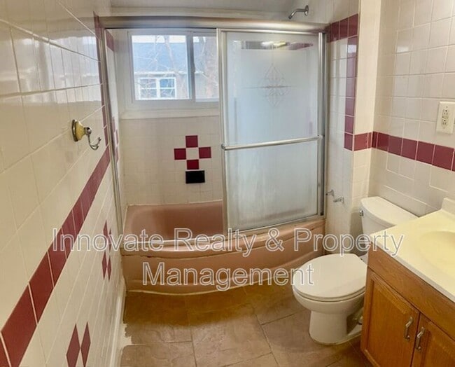 Building Photo - 2819 Comly Rd