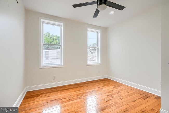 Building Photo - 404 N Robinson St