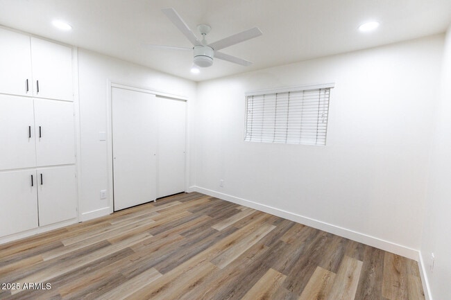 Building Photo - 2016 S Granada Dr