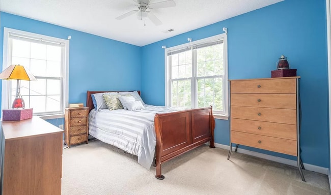 Building Photo - Beautiful 3 Bedroom in Hope Valley Farms