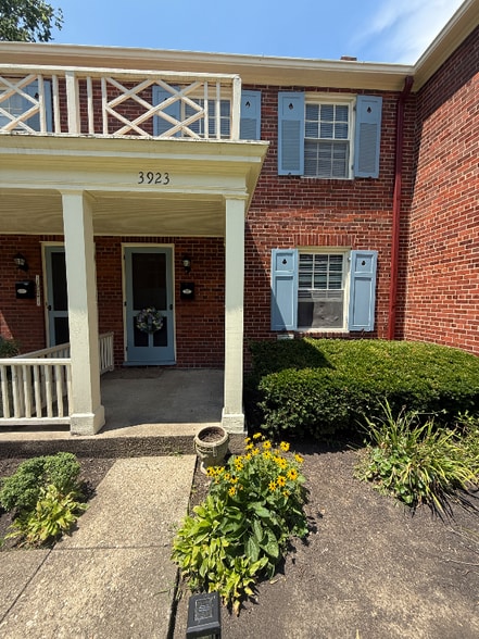 Building Photo - 3921 Beech St