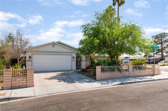 Building Photo - 6913 W Quail Hollow Dr