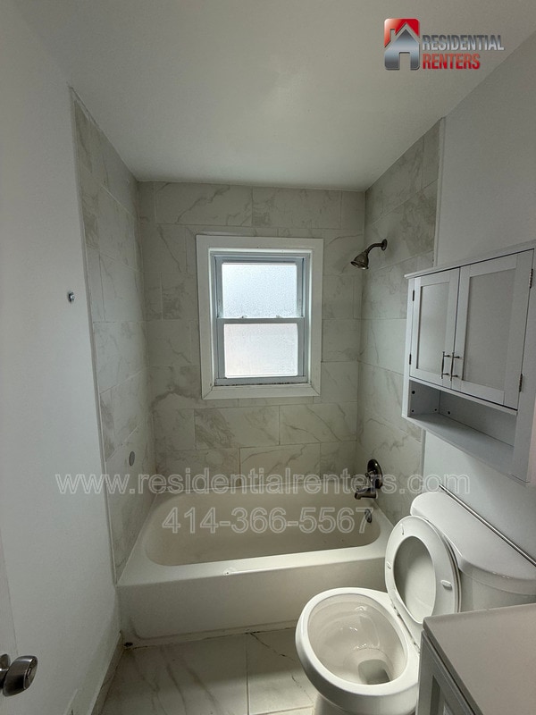 Building Photo - 6621 W Lincoln Ave