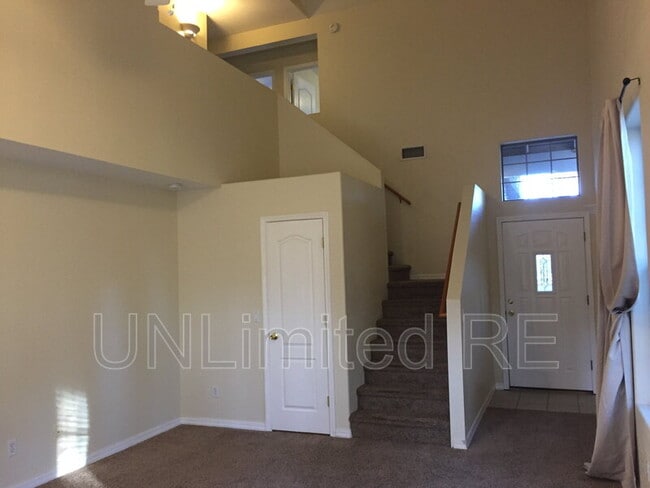 Building Photo - 1753 W Legend Trail