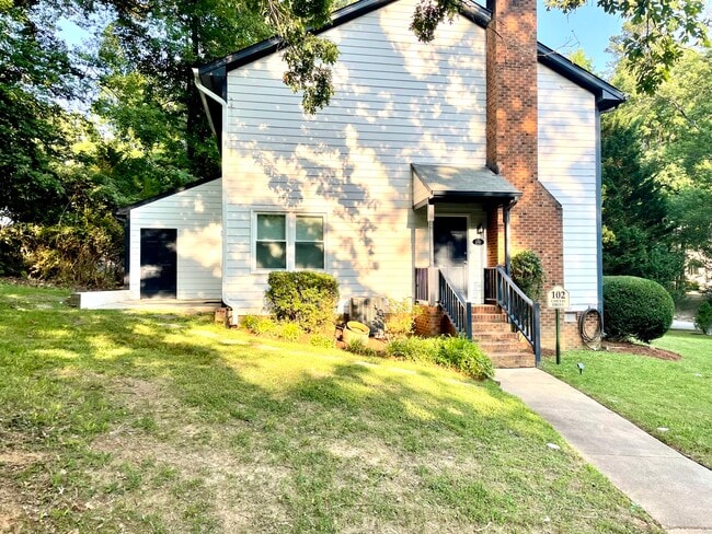 Building Photo - 102 Chevis Dr