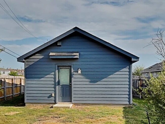 Building Photo - 7302 Alcazar Gate