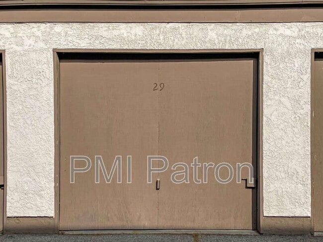 Building Photo - 21602 Belshire Ave