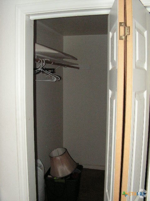 Building Photo - 1640 Lonesome