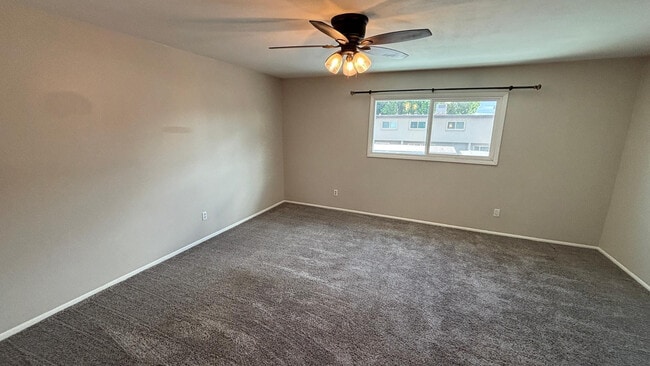 Building Photo - 1726 E Baker Dr